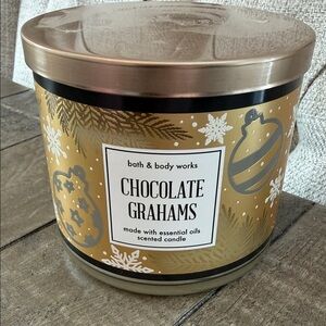 Bath & Body Works Chocolate Grahams Candle